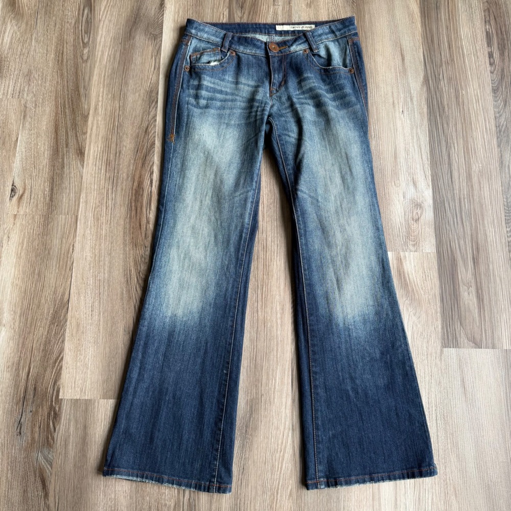 Y2K DKNY Jeans Womens 7R Blue Medium Wash Low Rise Bootcut Denim Pants Whiskered